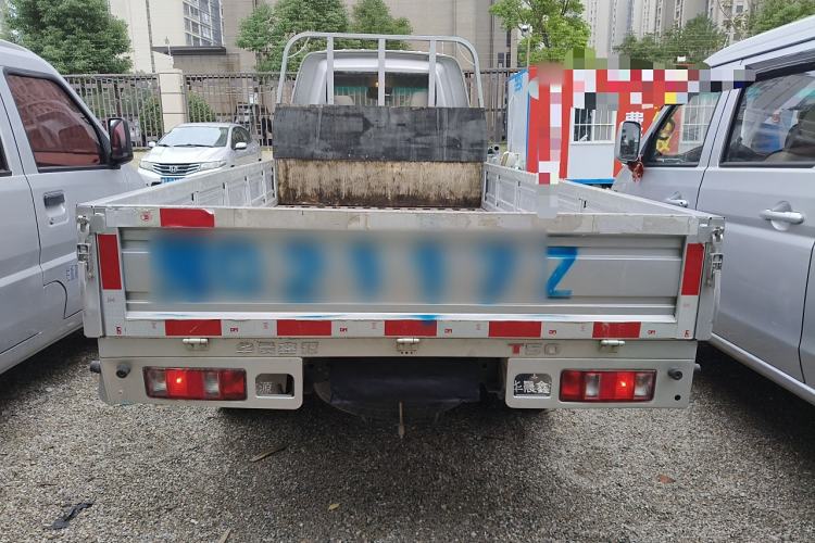 Used Jinbei T5 2022 1.6L Standard Version Rear Dual Wheels 3.4 Meters China VI SWD16M Rear
