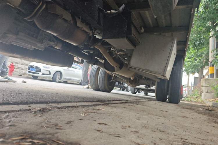 Used Jinbei T5  Chassis Front Left