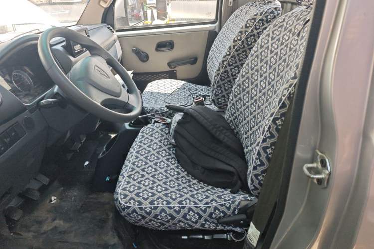 Used Jinbei T5  Left Front Seat