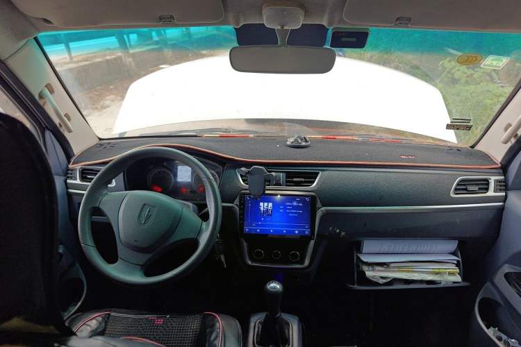 Used Jinbei T5 2020 1.6L Wealth Creation Model Rear Dual Wheels 3.4 Meters China VI Standard SWD16M Center Console