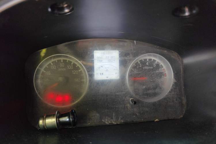 Used Jinbei T5 2020 1.6L Wealth Creation Model Rear Dual Wheels 3.4 Meters China VI Standard SWD16M Instrument Cluster