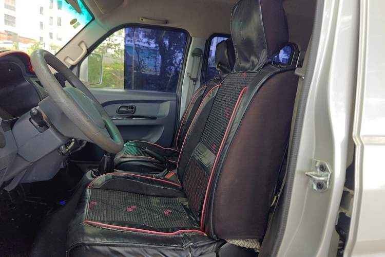 Used Jinbei T5 2020 1.6L Wealth Creation Model Rear Dual Wheels 3.4 Meters China VI Standard SWD16M Left Front Seat