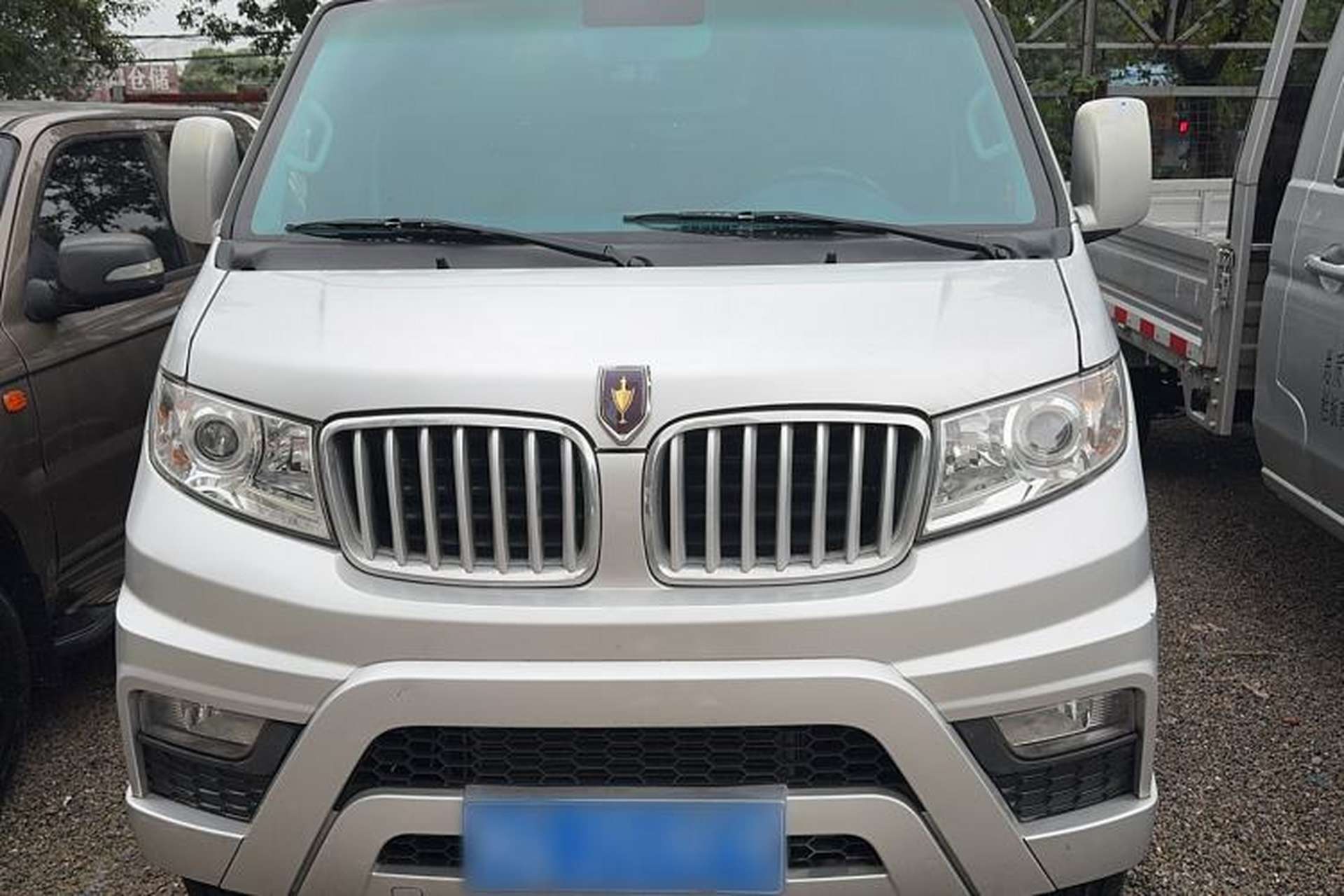 Used Jinbei T5 2023 1.6L Standard Model Double Cab 2.6-Meter Rear Dual Wheels Exterior 1