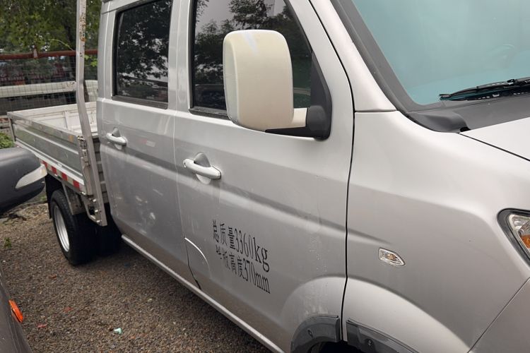 Used Jinbei T5 2023 1.6L Standard Model Double Cab 2.6-Meter Rear Dual Wheels Exterior 2