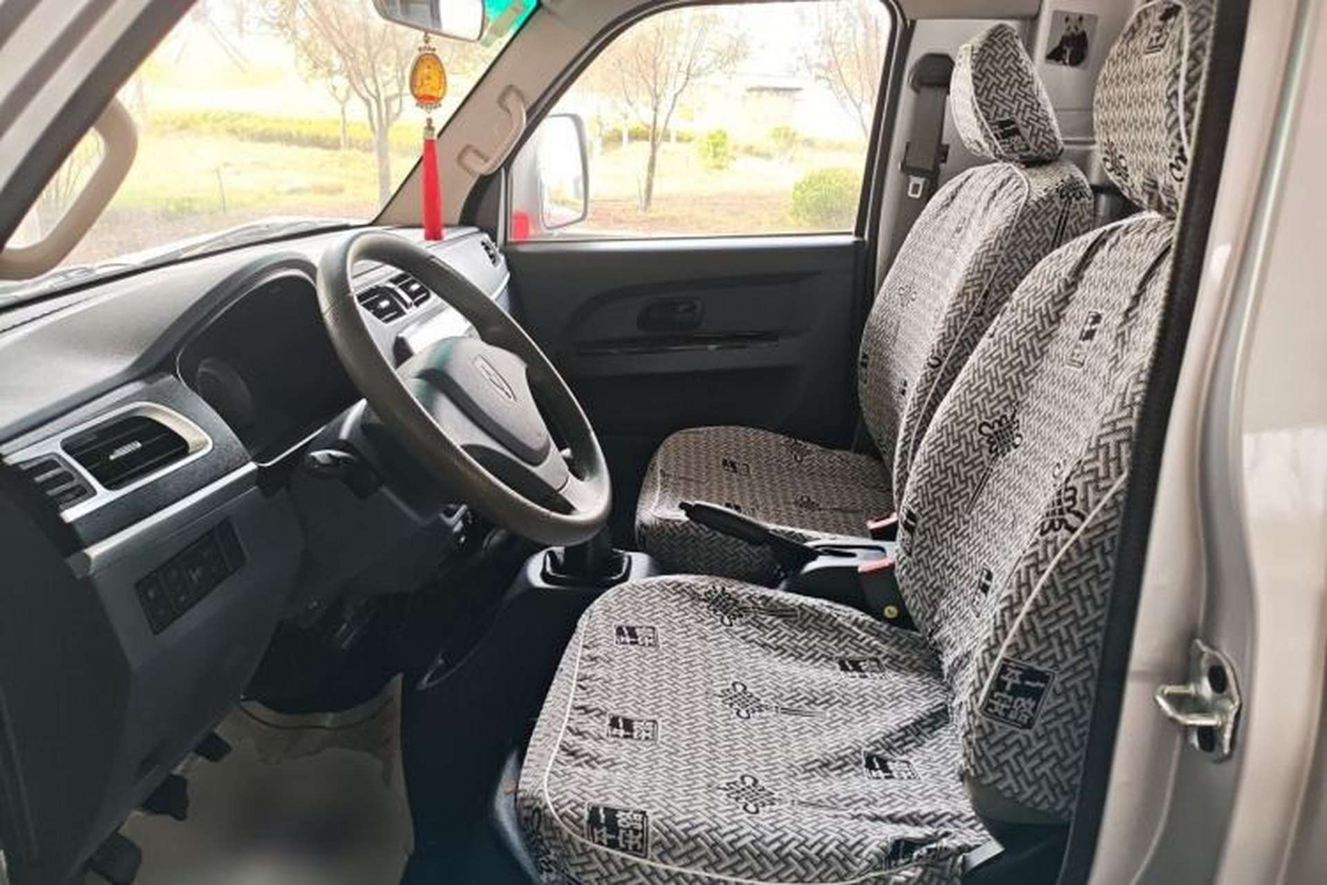Used Jinbei T5 2023 1.6L Standard Single-Row 3.2m with Rear Dual Wheels Left Front Seat