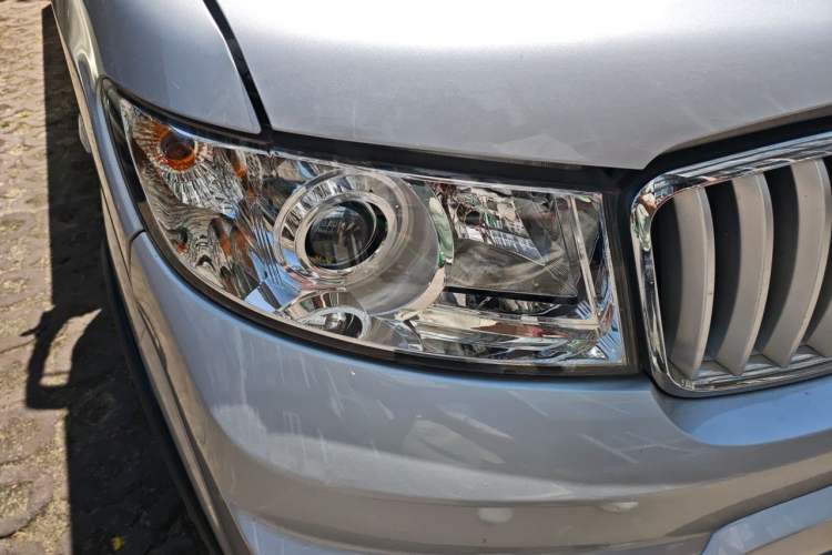 Used Jinbei T50S  Right Front Headlight