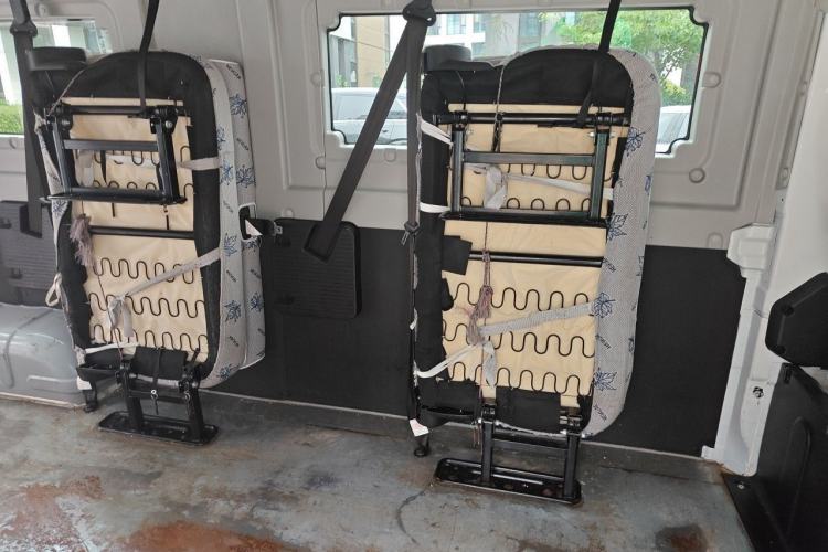 Used Jinbei T50S  Left Rear Seat