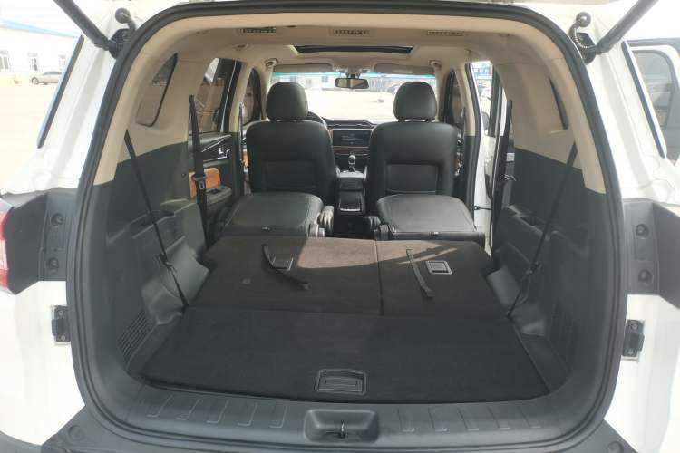 Used Jinbei Viewing 2019 1.5T Manual Smart Connectivity Version Interior 10