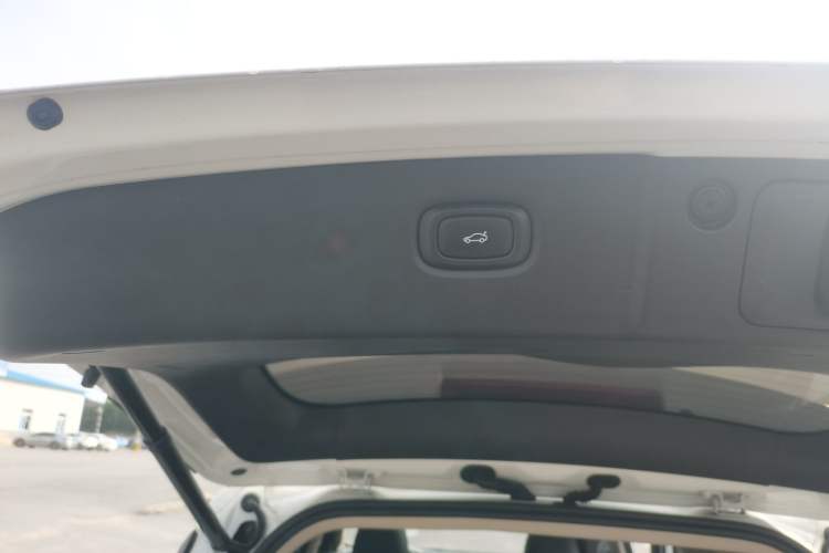 Used Jinbei Viewing 2019 1.5T Manual Smart Connectivity Version Interior 11