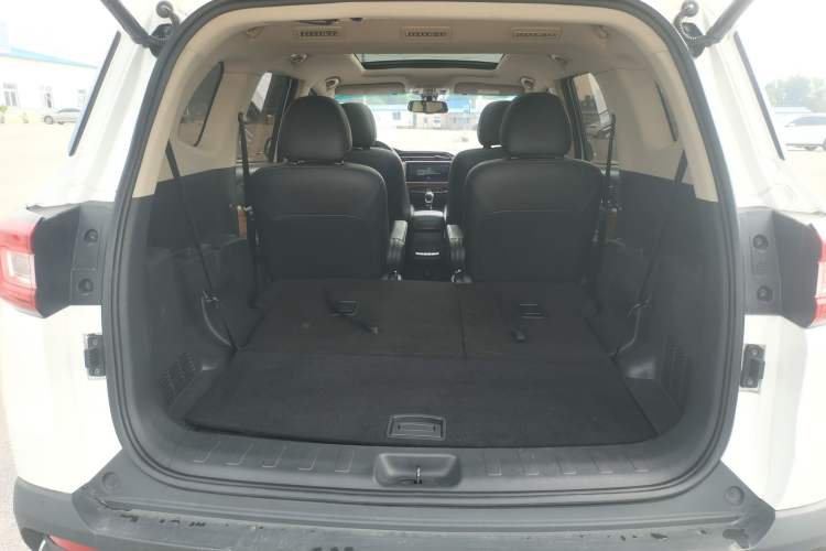 Used Jinbei Viewing 2019 1.5T Manual Smart Connectivity Version Interior 8