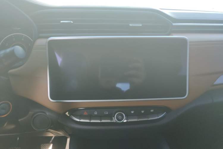 Used Jinbei Viewing 2019 1.6L Manual Leading Model Audio And AC Panel