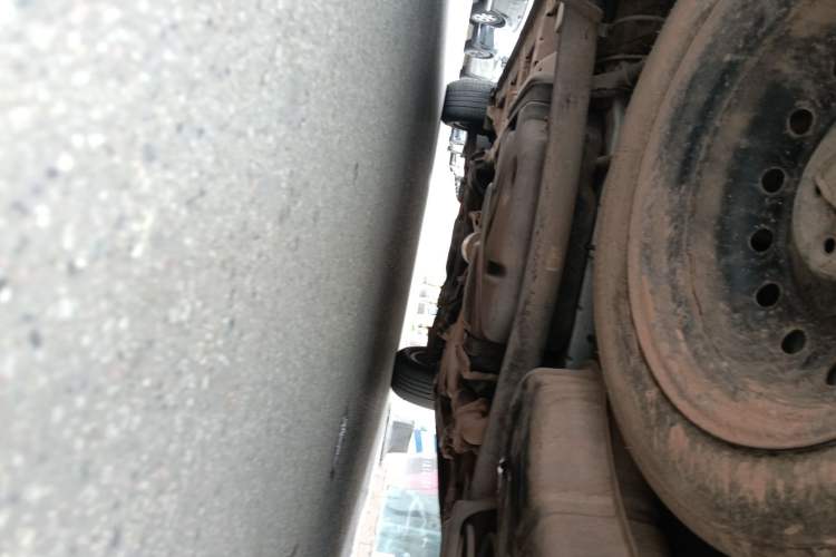 Used Jinbei Viewing 2019 1.5T Manual Smart Connectivity Version Chassis Rear