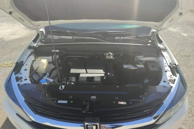 Used Jinbei Viewing 2019 1.6L Manual Leading Model Engine Bay