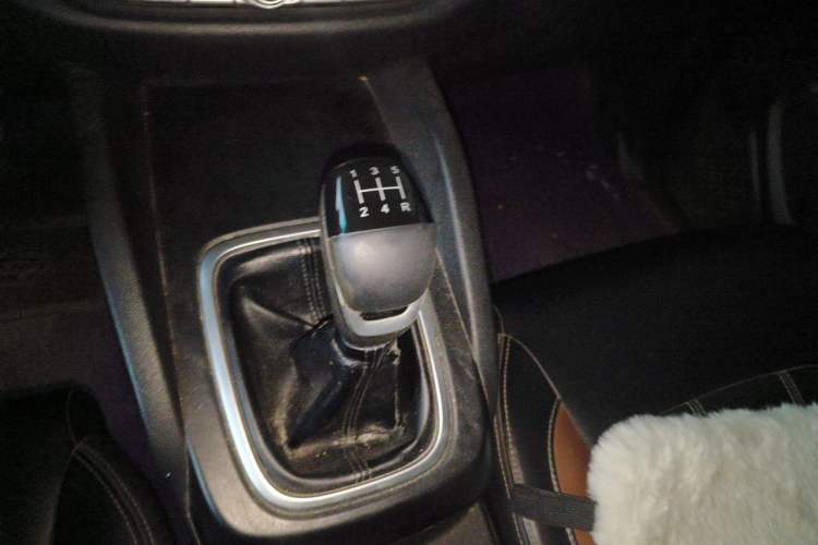 Used Jinbei Viewing 2019 1.6L Manual Leading Model Gear Lever