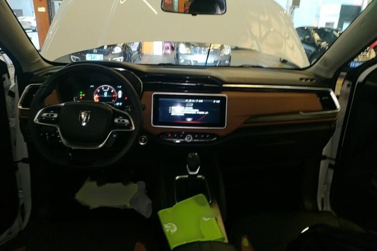 Used Jinbei Viewing 2019 1.6L Manual Comfort Model Interior 1