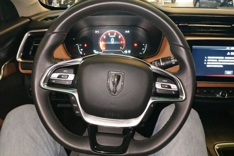 Used Jinbei Viewing 2019 1.6L Manual Comfort Model Interior 2
