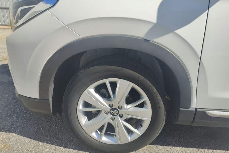 Used Jinbei Viewing 2019 1.6L Manual Leading Model Left Front Wheel Hub