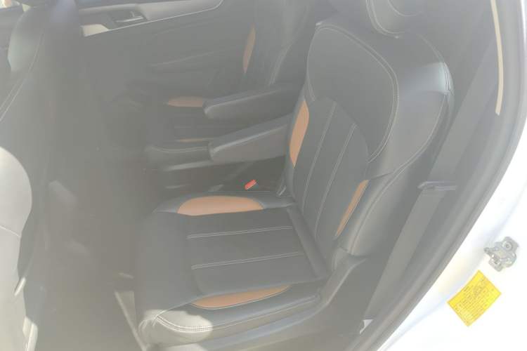 Used Jinbei Viewing 2019 1.6L Manual Leading Model Left Rear Seat