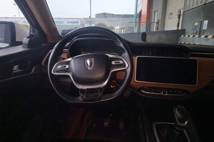 Used Jinbei Viewing 2019 1.6L Manual Leading Model Steering Wheel