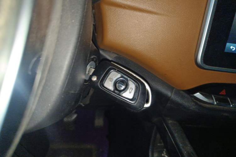 Used Jinbei Viewing 2019 1.6L Manual Leading Model Vehicle Key