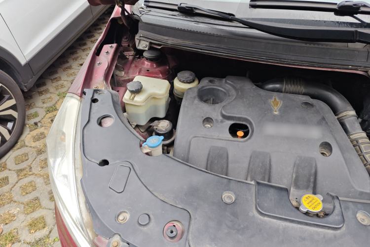 Used Jinbei Zhishang S30 2012 1.5L Elite Version Engine Bay Right