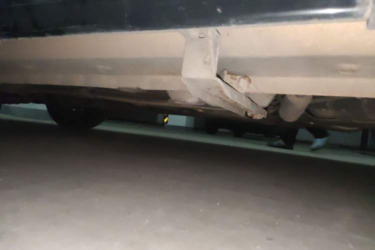 Used Jinbei Zhishang S30 2012 1.5L Fashion Edition Chassis Rear Left