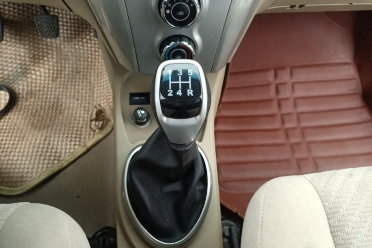 Used Jinbei Zhishang S30 2012 1.5L Comfort Model Gear Lever