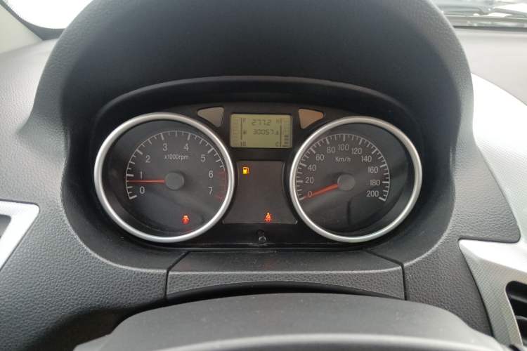 Used Jinbei Zhishang S30 2012 1.5L Comfort Model Instrument Cluster