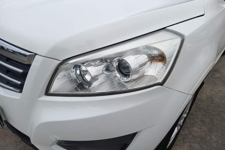 Used Jinbei Zhishang S30 2012 1.5L Comfort Model Left Front Headlight