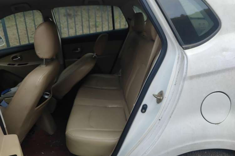Used Jinbei Zhishang S30 2012 1.5L Elite Version Left Rear Seat
