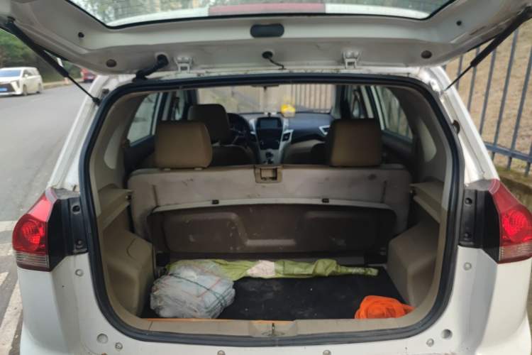 Used Jinbei Zhishang S30 2012 1.5L Elite Version Trunk