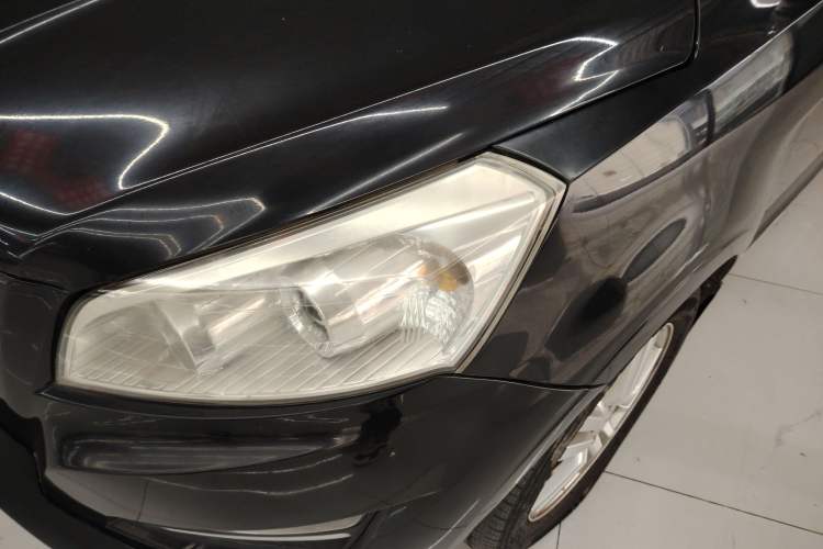 Used Jinbei Zhishang S30 2013 1.5L Manual Luxury Model Left Front Headlight