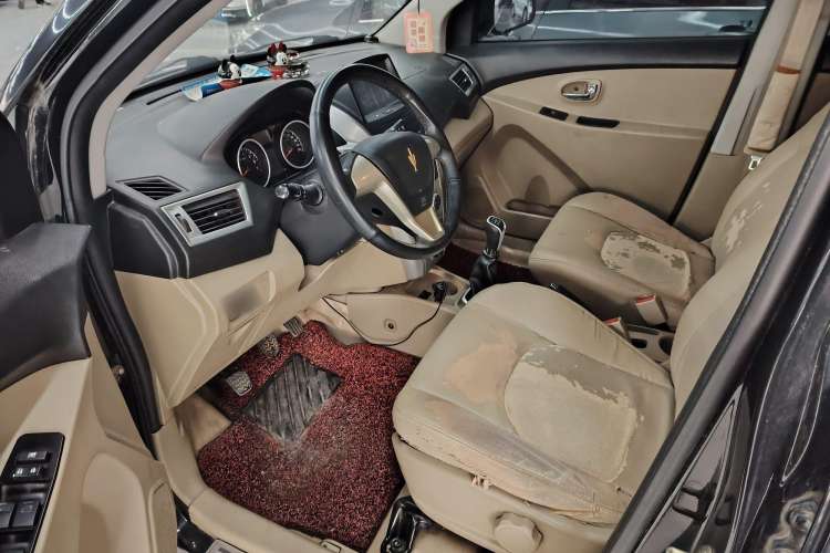Used Jinbei Zhishang S30 2013 1.5L Manual Luxury Model Steering Wheel