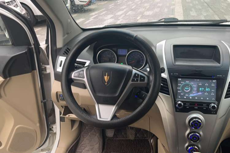 Used Jinbei Zhishang S30 2013 1.5L Manual Elite Edition Steering Wheel