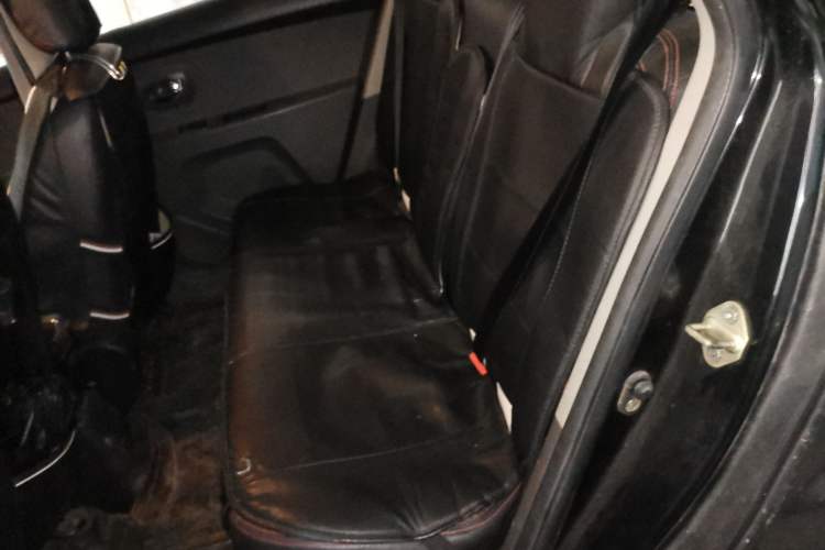 Used Jinbei Zhishang S30 2014 1.5L Manual Elite Model Left Rear Seat