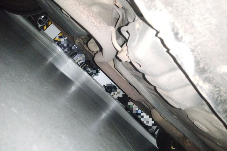 Used Jinbei Zhishang S30 2014 1.5L Manual Luxury Model Chassis Rear Right
