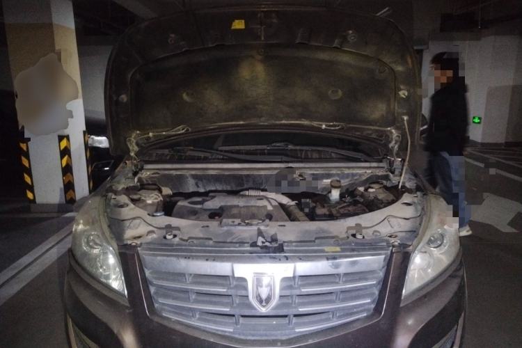 Used Jinbei Zhishang S30 2014 1.5L Manual Luxury Model Engine Bay