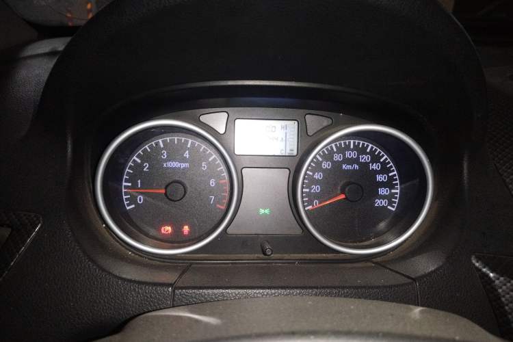 Used Jinbei Zhishang S30 2014 1.5L Manual Luxury Model Instrument Cluster