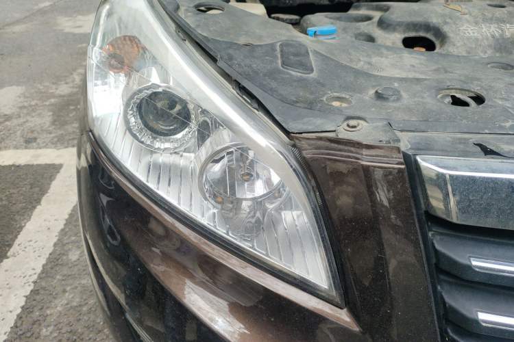 Used Jinbei Zhishang S30 2014 1.5L Manual Elite Model Right Front Headlight