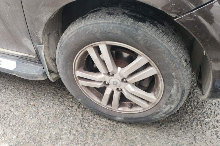 Used Jinbei Zhishang S30 2014 1.5L Manual Elite Model Right Front Wheel Hub