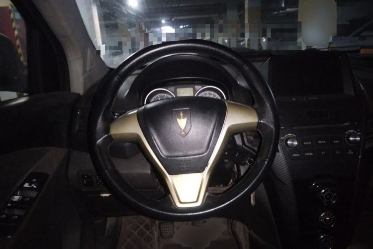 Used Jinbei Zhishang S30 2014 1.5L Manual Luxury Model Steering Wheel