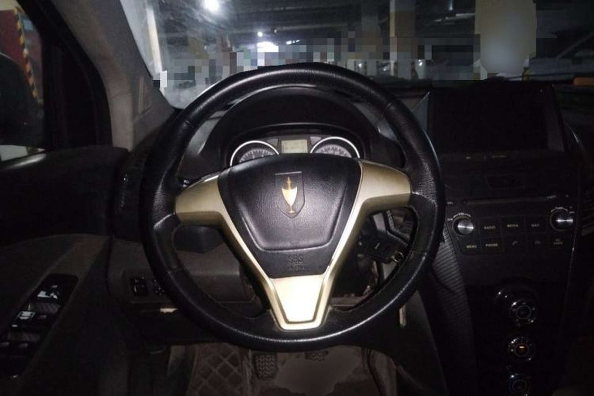 Used Jinbei Zhishang S30 2014 1.5L Manual Luxury Model Steering Wheel