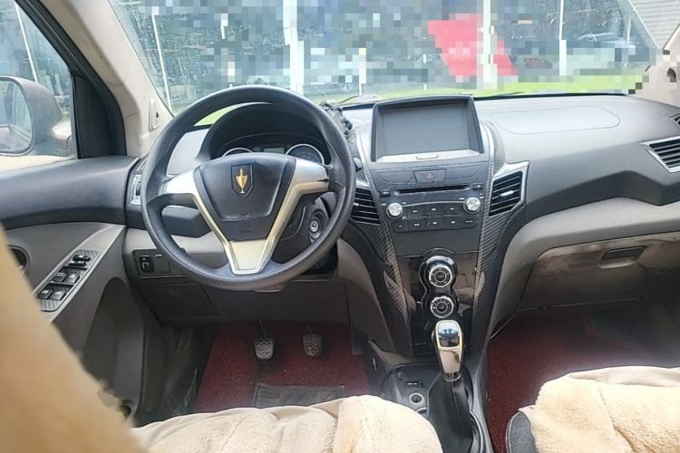 Used Jinbei Zhishang S30 2014 1.5L Manual Luxury Model Steering Wheel
