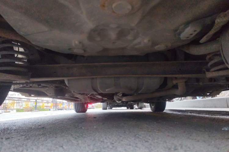 Used Jinbei Zhishang S30 2014 1.5L Manual Luxury Model Chassis Rear