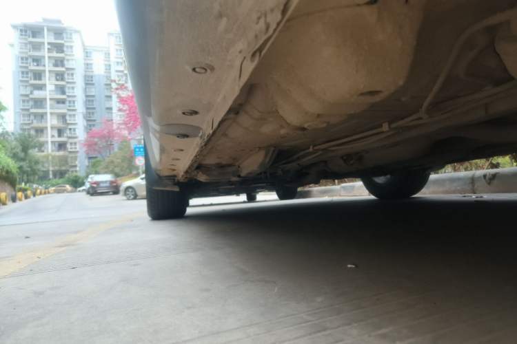 Used Jinbei Zhishang S30 2014 1.5L Manual Elite Model Chassis Rear Left