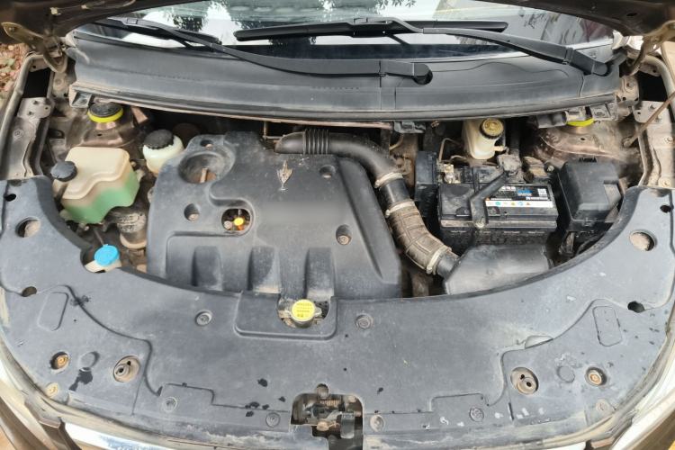 Used Jinbei Zhishang S30 2014 1.5L Manual Elite Model Engine Bay