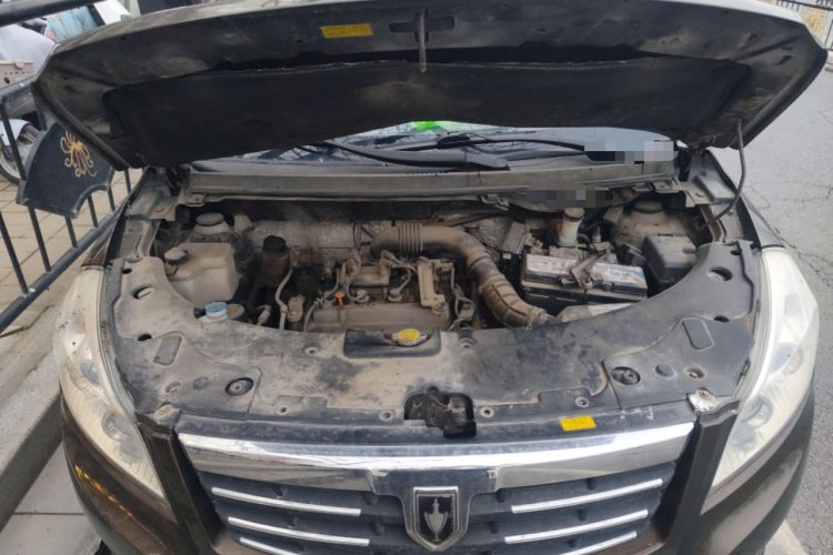 Used Jinbei Zhishang S30 2014 1.5L Manual Luxury Model Engine Bay