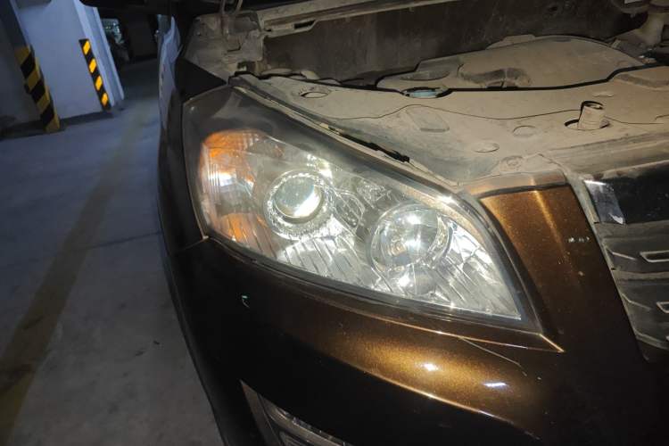 Used Jinbei Zhishang S30 2014 1.5L Manual Luxury Model Right Front Headlight