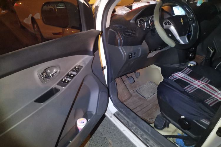Used Jinbei Zhishang S30 2014 1.5L Manual Comfort Model Driver Seat