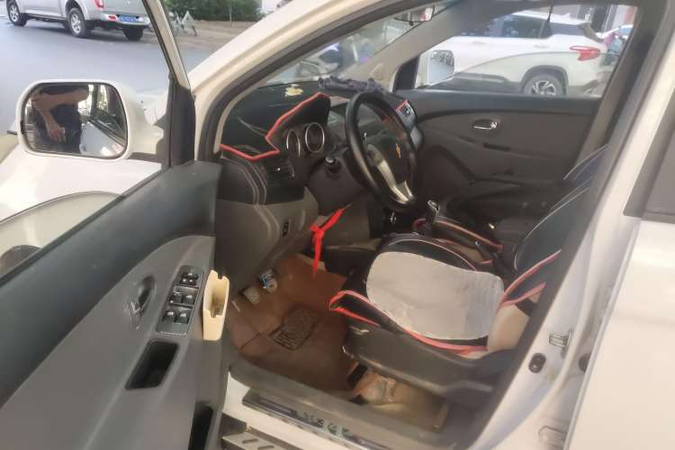 Used Jinbei Zhishang S30 2014 1.5L Manual Luxury Model Driver Seat